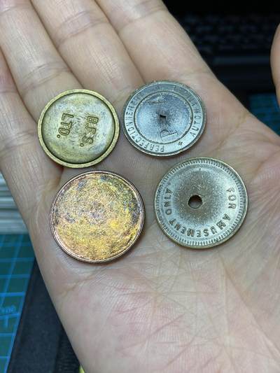 2025年第七十九场(总第一百零五场）外国好品散币(免佣金) - 代币4枚