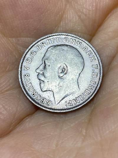 2025年第七十九场(总第一百零五场）外国好品散币(免佣金) 英国🇬🇧1914年3便士银币(乔治五世第一版，925高银)