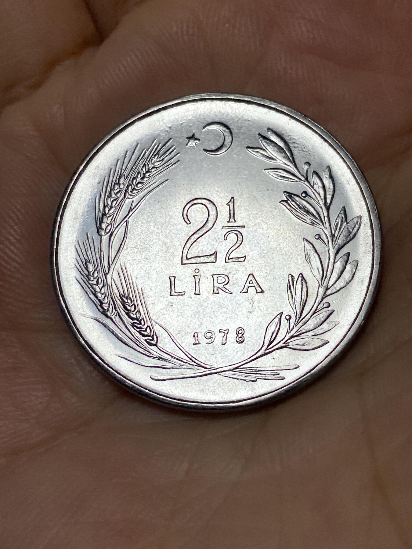 2025年第七十九场(总第一百零五场）外国好品散币(免佣金) 土耳其🇹🇷1978年2.5里拉(第二版，9克减重版)