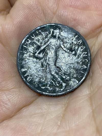 2025年第七十九场(总第一百零五场）外国好品散币(免佣金) 自辨–法国🇫🇷1908年1法郎锌币(此币为锌材质，具体制造信息不明，请泉友自行辨认)