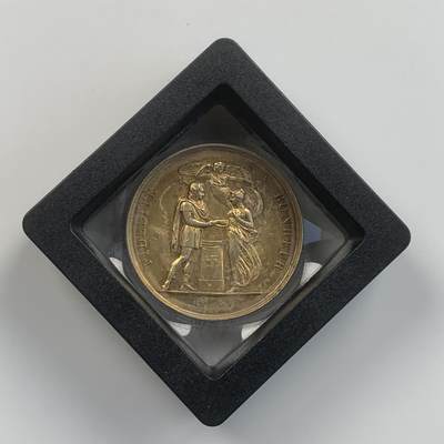 掌中浮雕-藏着的欧洲第033场 - 1819年结婚纪念镀金银章，33mm，17g