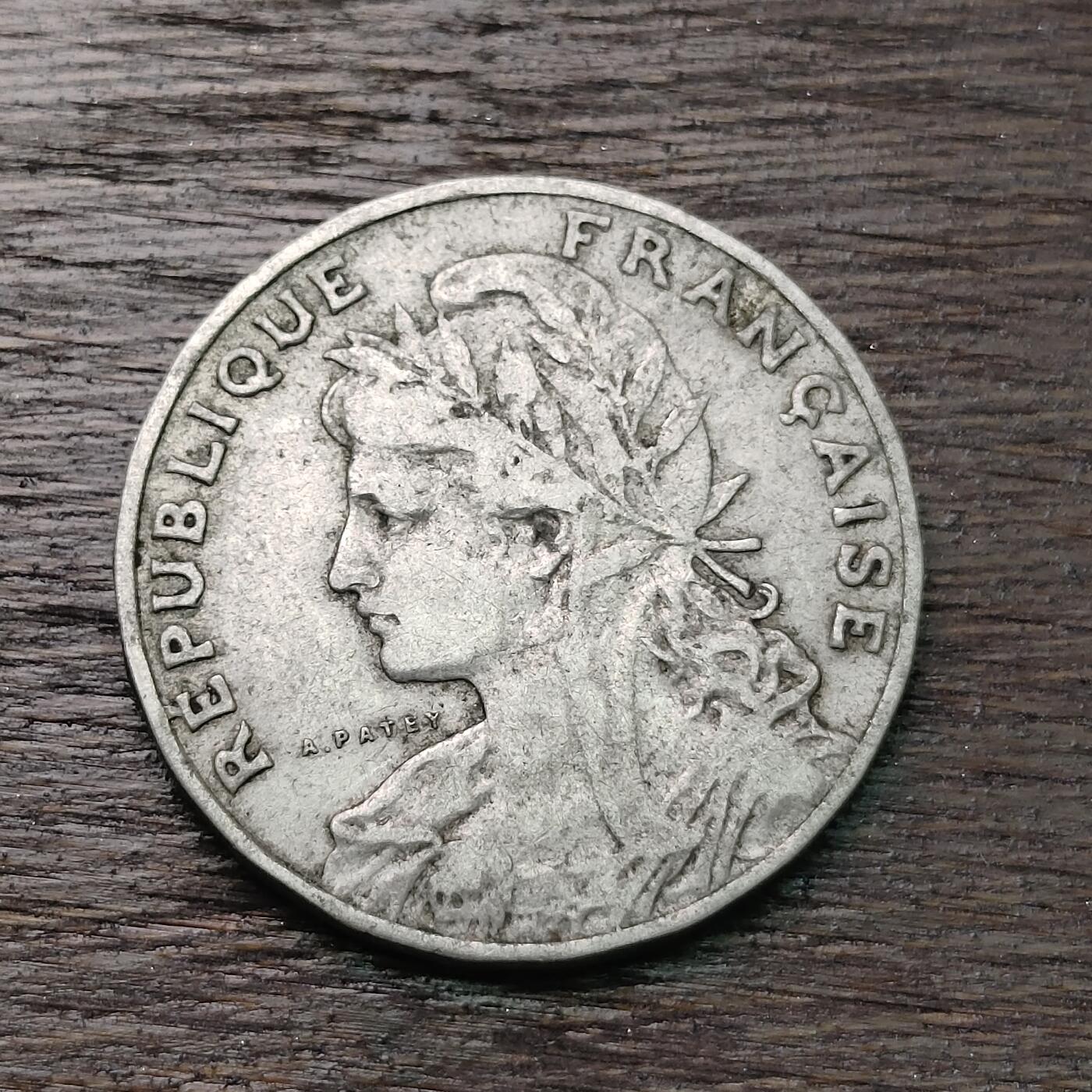 【铜匠收藏】★第126场★散币场，无佣金，30包邮。不满30元，支付5元运费。《接受代拍 代送NGC评级》 法国 法兰西第三共和国时期 1905年 25分 镍币