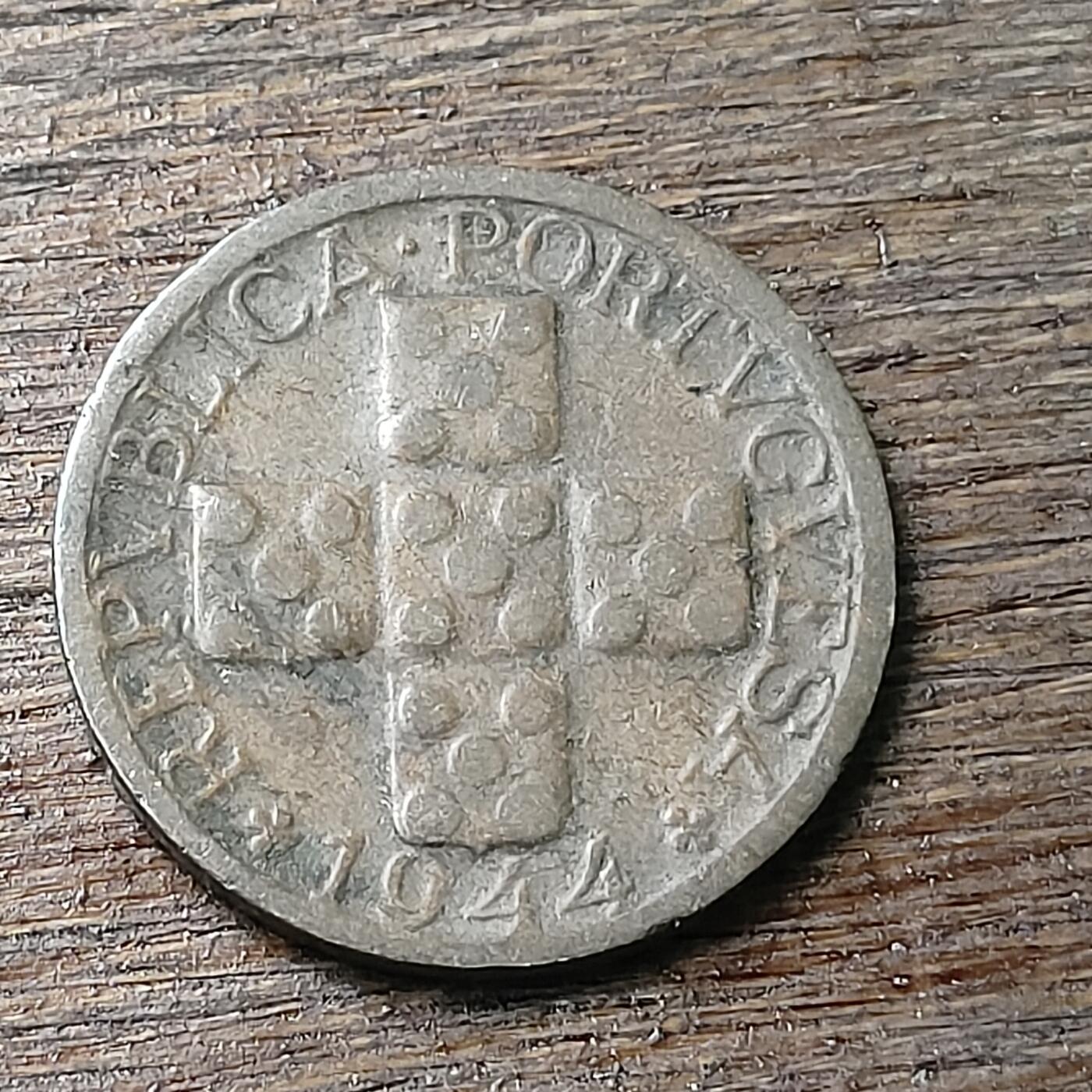 【铜匠收藏】★第126场★散币场，无佣金，30包邮。不满30元，支付5元运费。《接受代拍 代送NGC评级》 葡萄牙 10分 铜币 十字 1944年