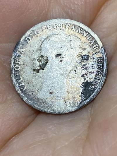 2025年第七十九场(总第一百零五场）外国好品散币(免佣金) 英国🇬🇧18XX年3便士银币(维多利亚女王青年头像，925高银)