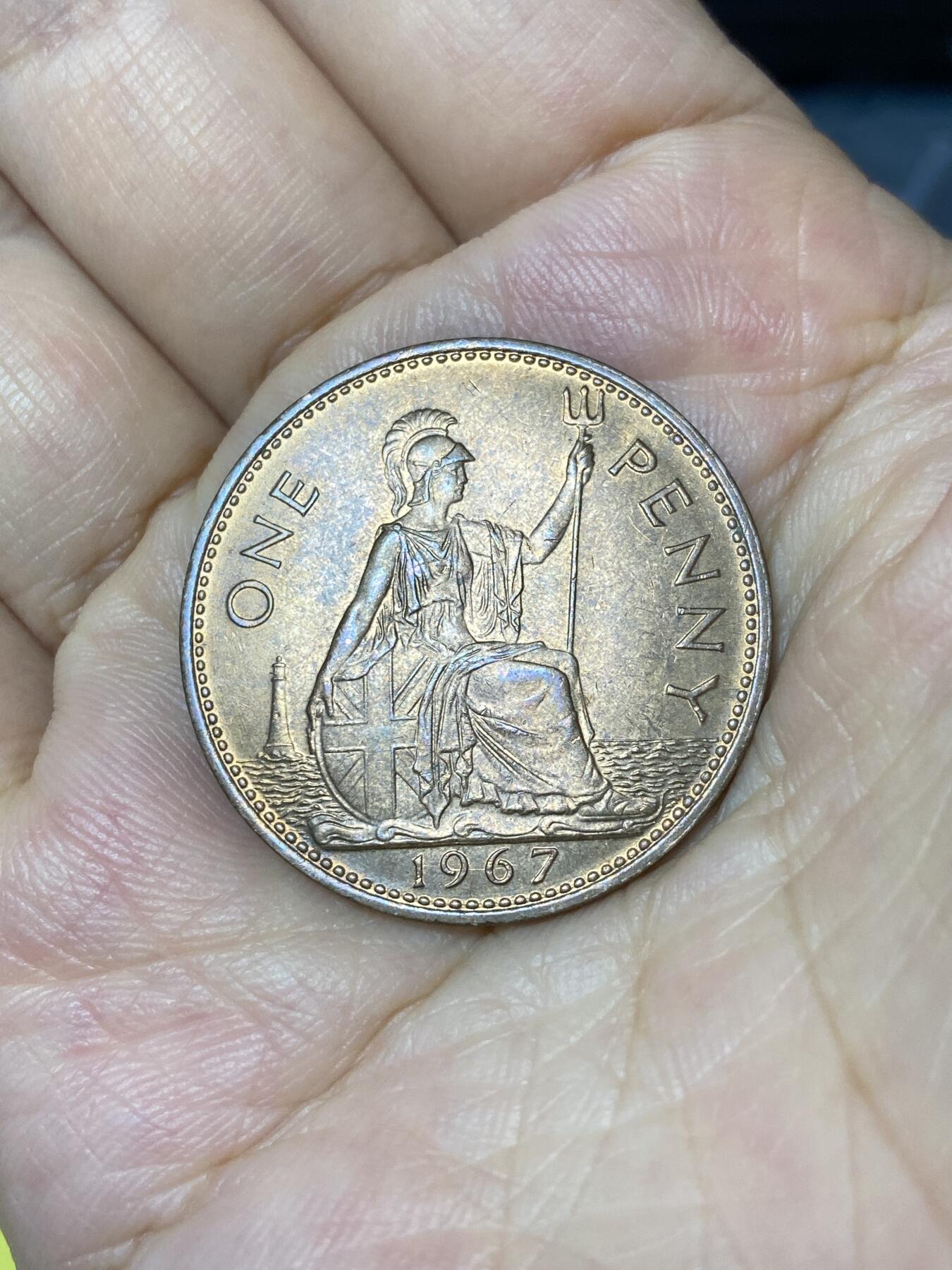 2025年第七十九场(总第一百零五场）外国好品散币(免佣金) 原光好品–英国🇬🇧1967年1便士(伊丽莎白二世青年桂冠第二版，普制币关门年)