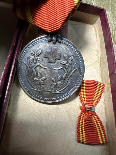 章，世界钱币 满洲赤十字章，原盒带略，极美品