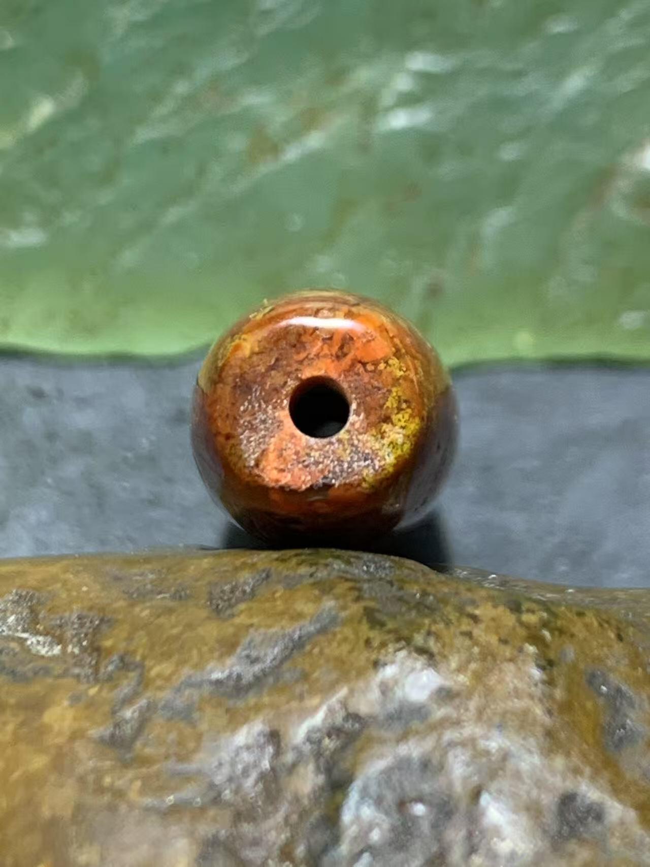 草花纹战国红玛瑙通货桶珠一颗！！