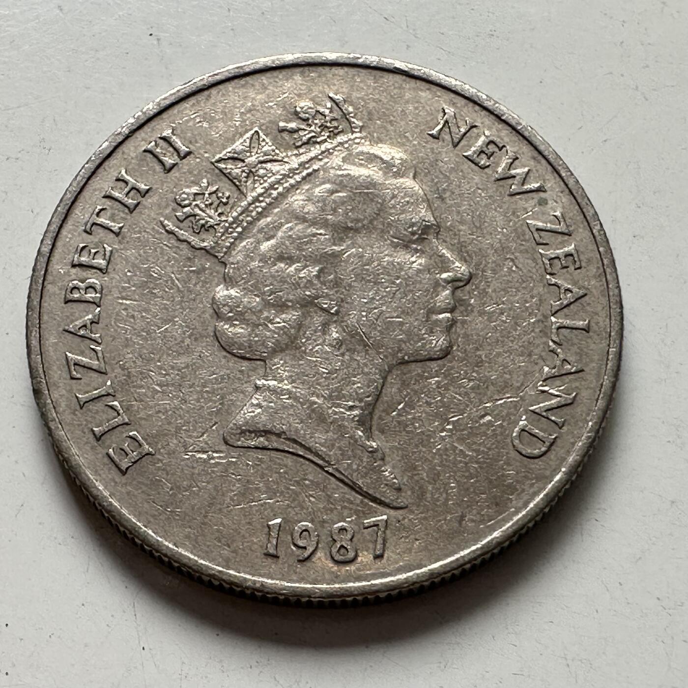 🌹外币初藏🌹🐯2025年第87场 周二无佣金特价场 新西兰1987年十分