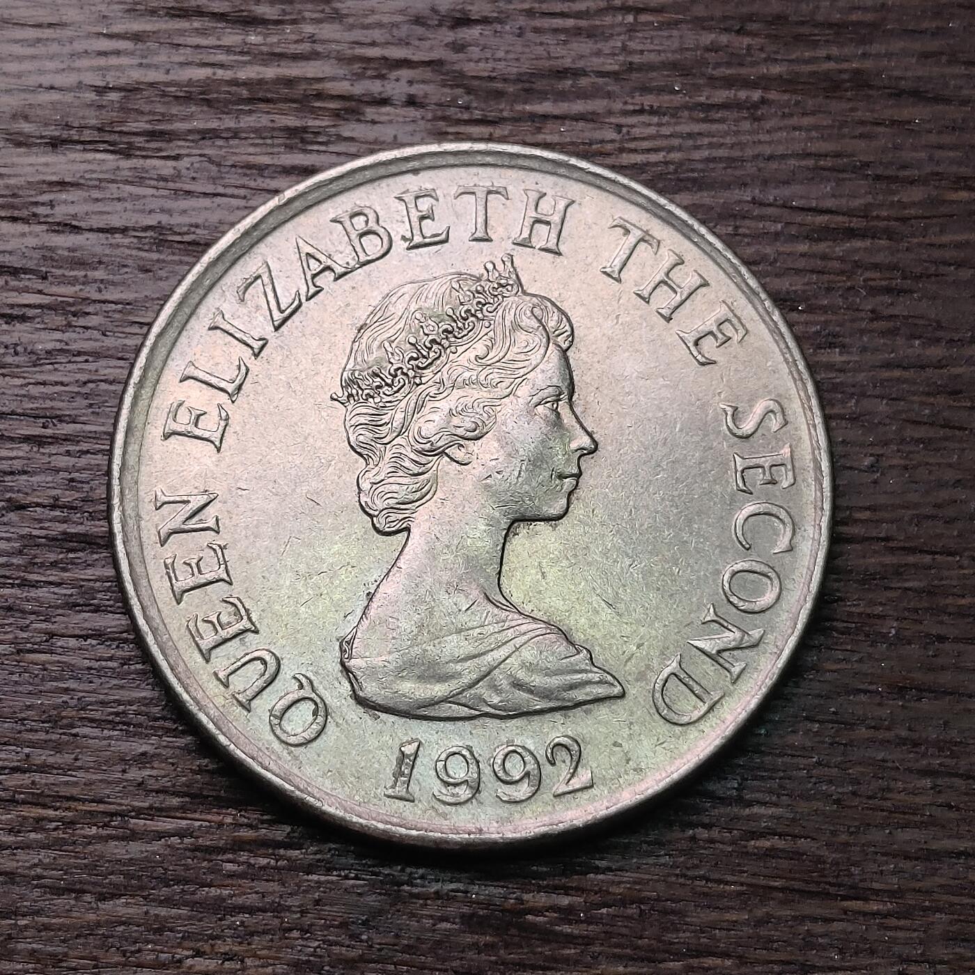 【铜匠收藏】★第126场★散币场，无佣金，30包邮。不满30元，支付5元运费。《接受代拍 代送NGC评级》 泽西岛 1992年 10便士 青年女王