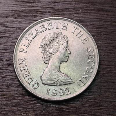 【铜匠收藏】★第126场★散币场，无佣金，30包邮。不满30元，支付5元运费。《接受代拍 代送NGC评级》 - 泽西岛 1992年 10便士 青年女王