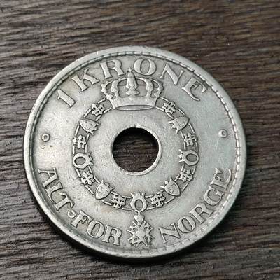 【铜匠收藏】★第126场★散币场，无佣金，30包邮。不满30元，支付5元运费。《接受代拍 代送NGC评级》 - 挪威 1949年 1克朗
