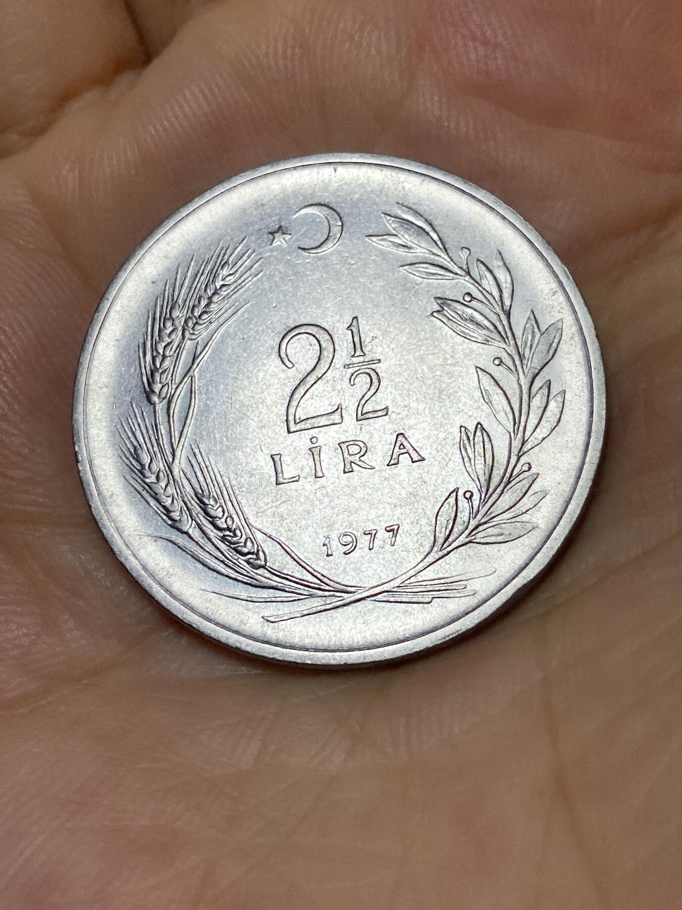 2025年第七十九场(总第一百零五场）外国好品散币(免佣金) 土耳其🇹🇷1977年2.5里拉(第二版，9克减重版)