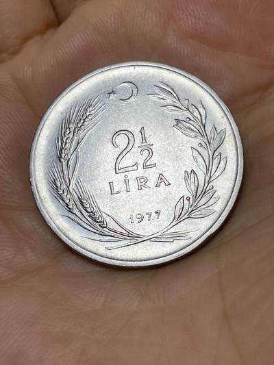 2025年第七十九场(总第一百零五场）外国好品散币(免佣金) - 土耳其🇹🇷1977年2.5里拉(第二版，9克减重版)