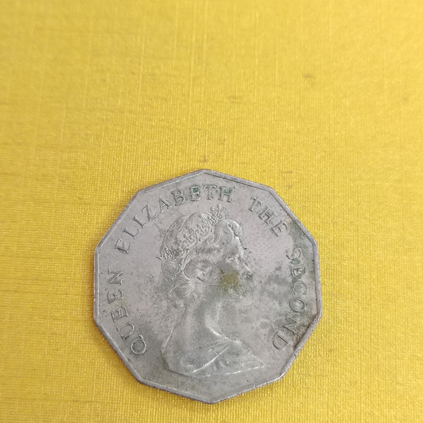 PCAI钱币13-480 外币小专场 香港大五元