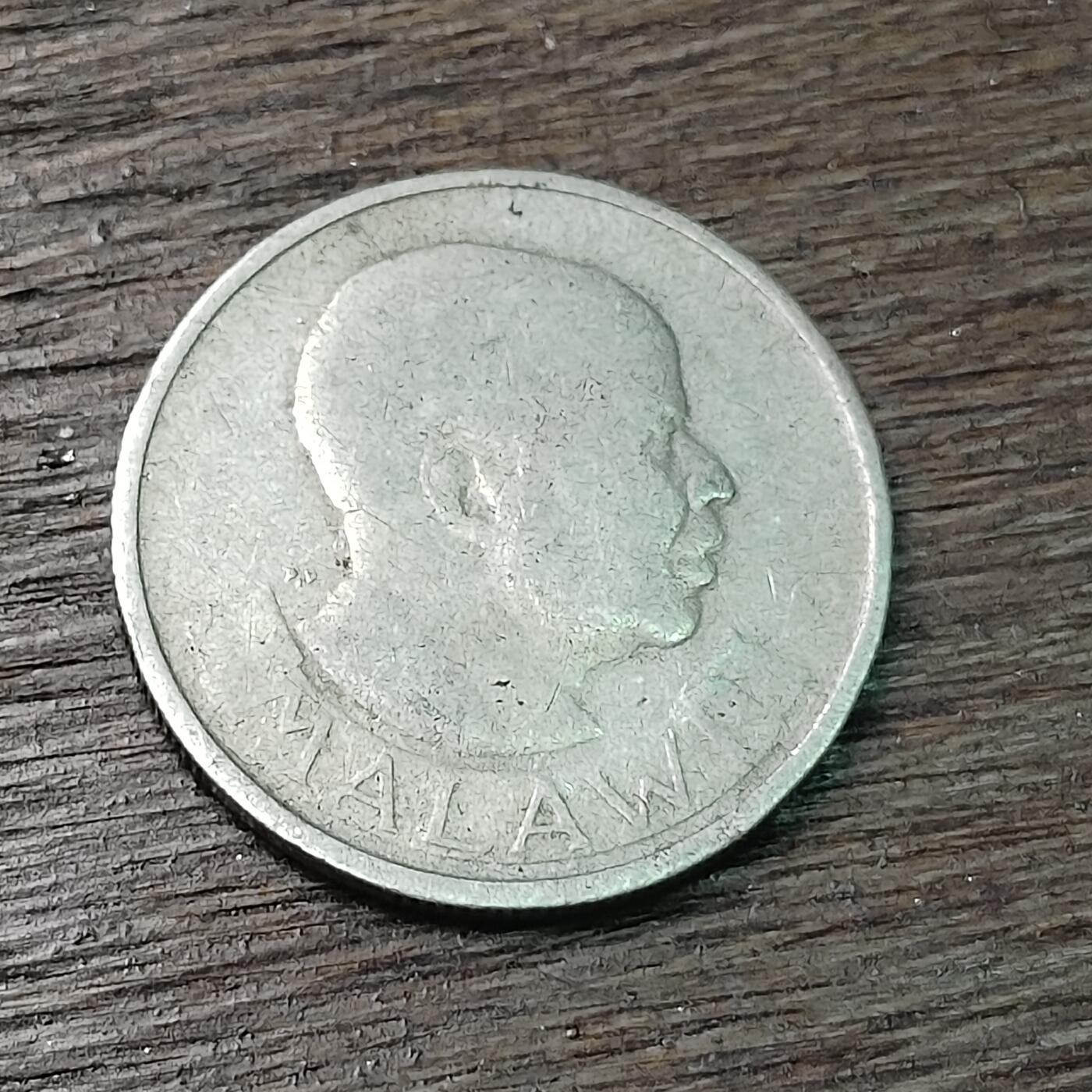 【铜匠收藏】★第126场★散币场，无佣金，30包邮。不满30元，支付5元运费。《接受代拍 代送NGC评级》 1967年 马拉维 6便士