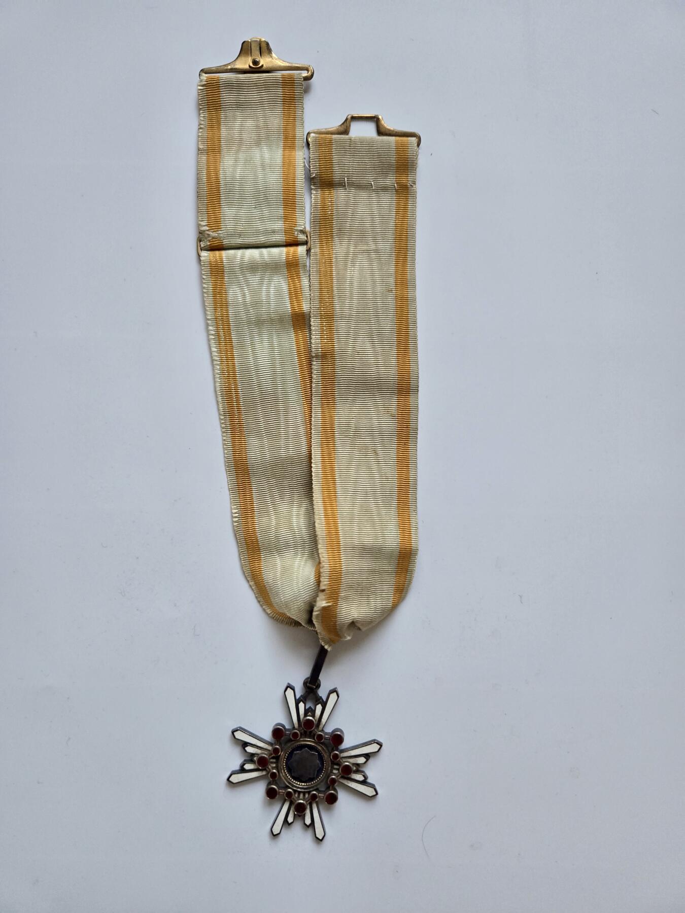RimeNova韵星2025军品类夏季拍卖会-- RimeNova 2025 Summer Militaria Sale 勋三等瑞宝章，约明治-大正版本