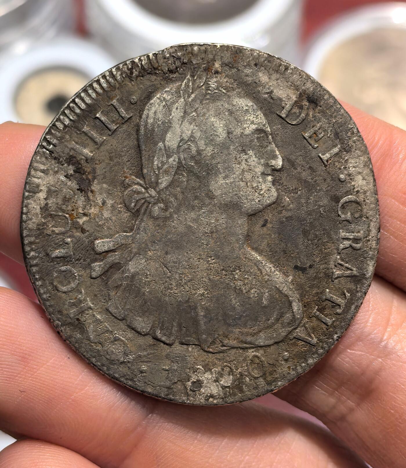 南宋泉阁俄币 外币 国币 专场第十六期【送拍无额外佣金】 西班牙 1800年 卡洛斯四世8瑞尔大银币 西班牙双柱 经典品种 细节还可以 紫黑色老包浆 好品