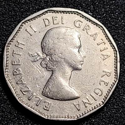 泉币菌-第81场-精品福利场 1961年 加拿大海狸5分镍币版伊丽莎白二世 多边形 21mm 