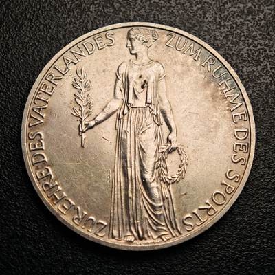 【德藏】世界币章拍卖第141期（拍品征集中~欢迎藏友联系） - 1936年 德国第三帝国柏林奥运会纪念银章 淡环彩包浆 直径约：36.8mm；重约：21.7g（原图请联系客服）