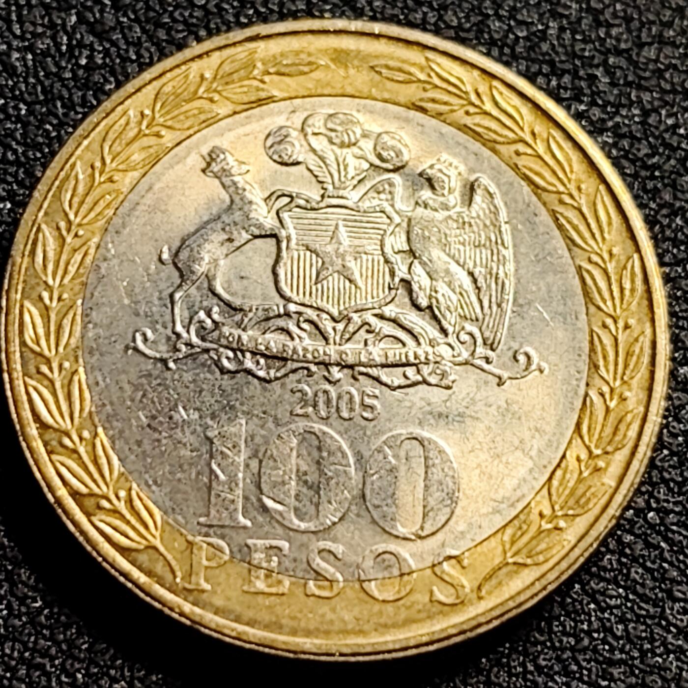 泉币菌-第81场-精品福利场 原光美品 智利2005年100比索双色双金属币 印第安部落酋长 23.43毫米 7.58克