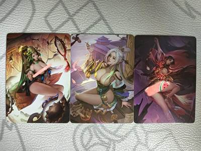 花开卡拍第34期（8月17号周日截拍，品控勿拍!!!拍品不寄存，运费5元，自制卡难免瑕疵，可能存在轻微撞角爆边等出厂瑕疵，品控介意勿拍！） - 鸡腿倾国洛依第11弹 彩闪三张