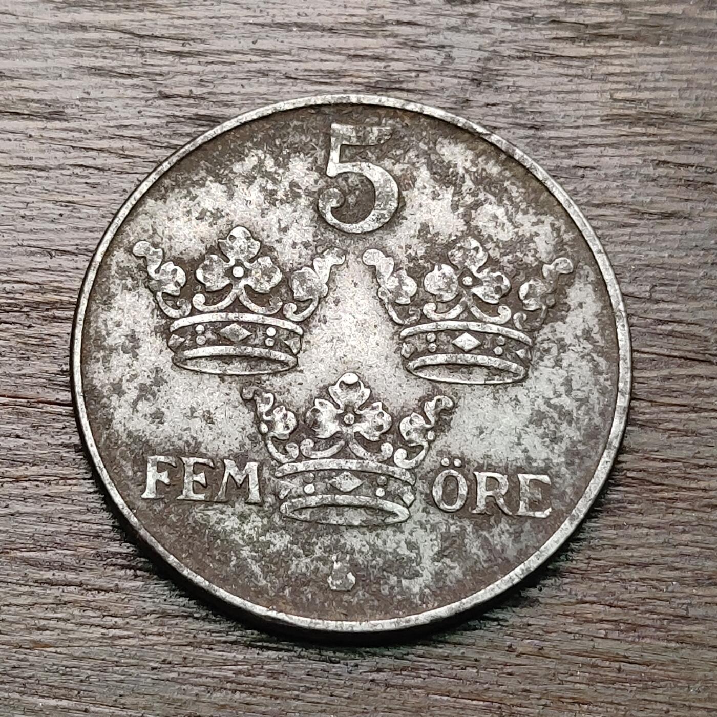 【铜匠收藏】★第127场★散币场，无佣金，30包邮。不满30元，支付5元运费。《接受代拍 代送NGC评级》 瑞典 1946年 5欧尔 铁币