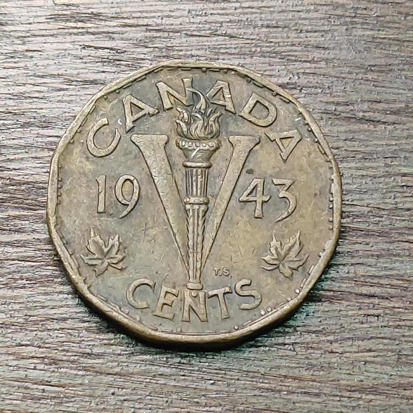 【铜匠收藏】★第127场★散币场，无佣金，30包邮。不满30元，支付5元运费。《接受代拍 代送NGC评级》 加拿大 1943年 5分 铜币 乔治六世