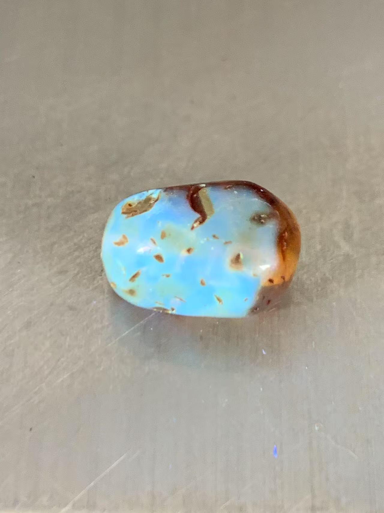 乌克兰花珀通货随形珠一个，