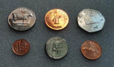 瓶子🏺第203期拍卖会  英属根西岛1971年精制币6枚套  原盒