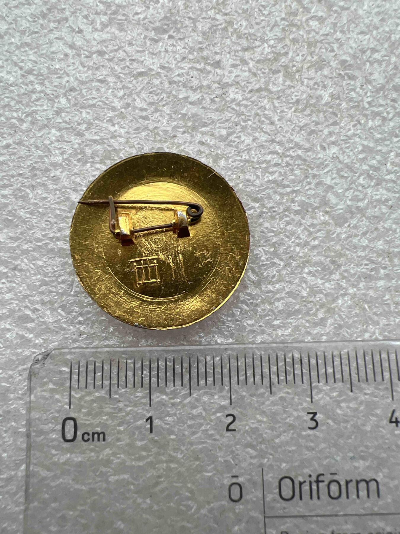 真品像章、纪念章 真品像章、纪念章
