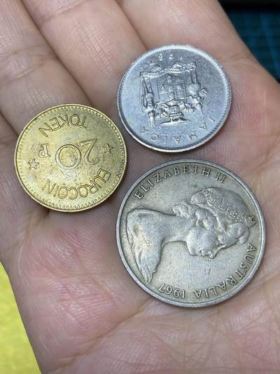 2025年第七十九场(总第一百零五场）外国好品散币(免佣金) 3枚：澳大利亚🇦🇺1967年20，牙买加🇯🇲1987年10分，代币