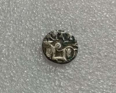 瓶子🏺第203期拍卖会 -  公元800-950年沙希王朝牛瘤骑士打制银币