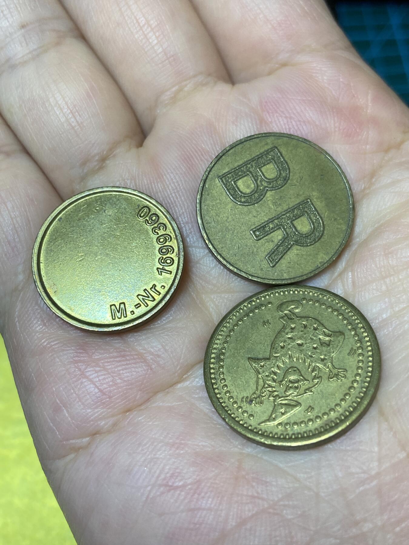 2025年第七十九场(总第一百零五场）外国好品散币(免佣金) 代币3枚