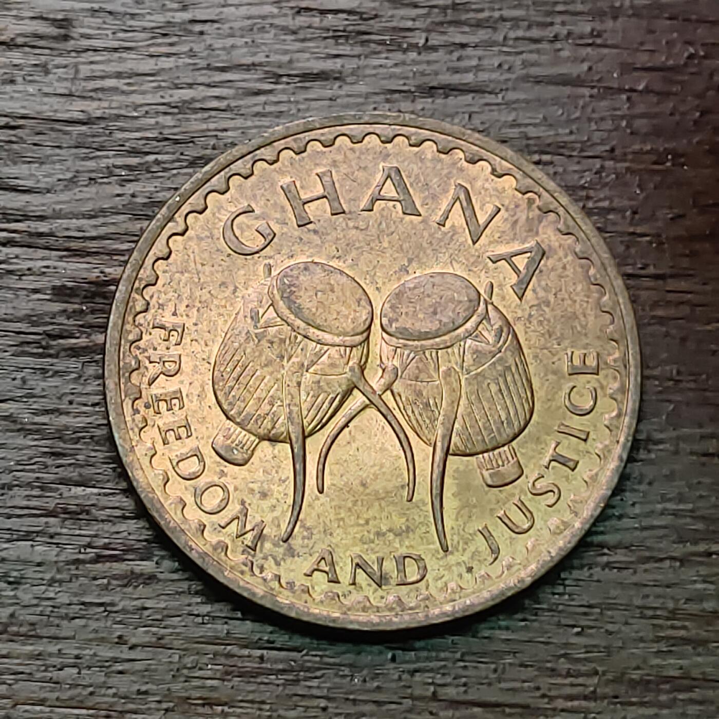 【铜匠收藏】★第127场★散币场，无佣金，30包邮。不满30元，支付5元运费。《接受代拍 代送NGC评级》 加纳 1967年 1比塞瓦 铜币