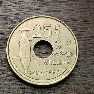 【铜匠收藏】★第127场★散币场，无佣金，30包邮。不满30元，支付5元运费。《接受代拍 代送NGC评级》 - 西班牙 1997年 25比塞塔 铜铝镍币 梅利利亚市 圆孔