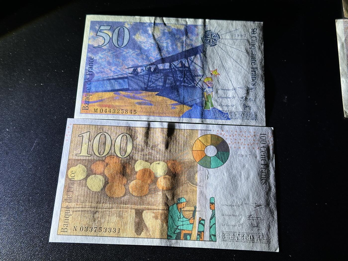 《外钞收藏家》第五百五十七期（本期有精品评级、获奖钞等品种）（本平台长期征集拍品、欢迎藏友们联系合作） 法国末版50和100法郎 两张一起 UNC-