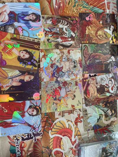 寸草不生拍卖 第五期  （8月14日结拍 无佣金 ） - 山河潮玩 四大美人 彩闪一套齐