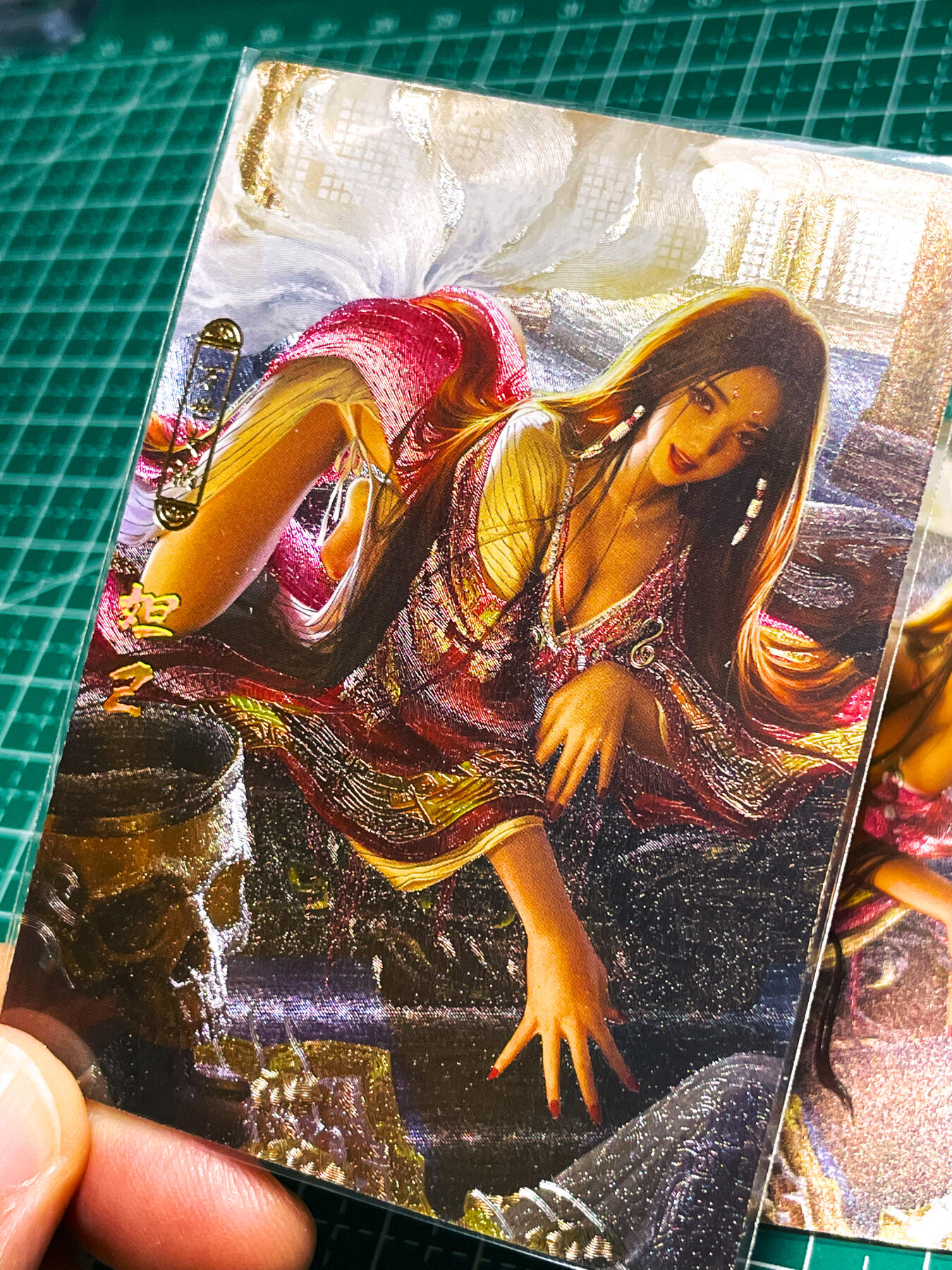 显眼宝27期【关注参拍有赠卡】 独乐乐不如众乐乐 卡玩帕克 百花谱  妲己  一套三张 骷髅头的杯子无敌了  粗闪工艺 63*88