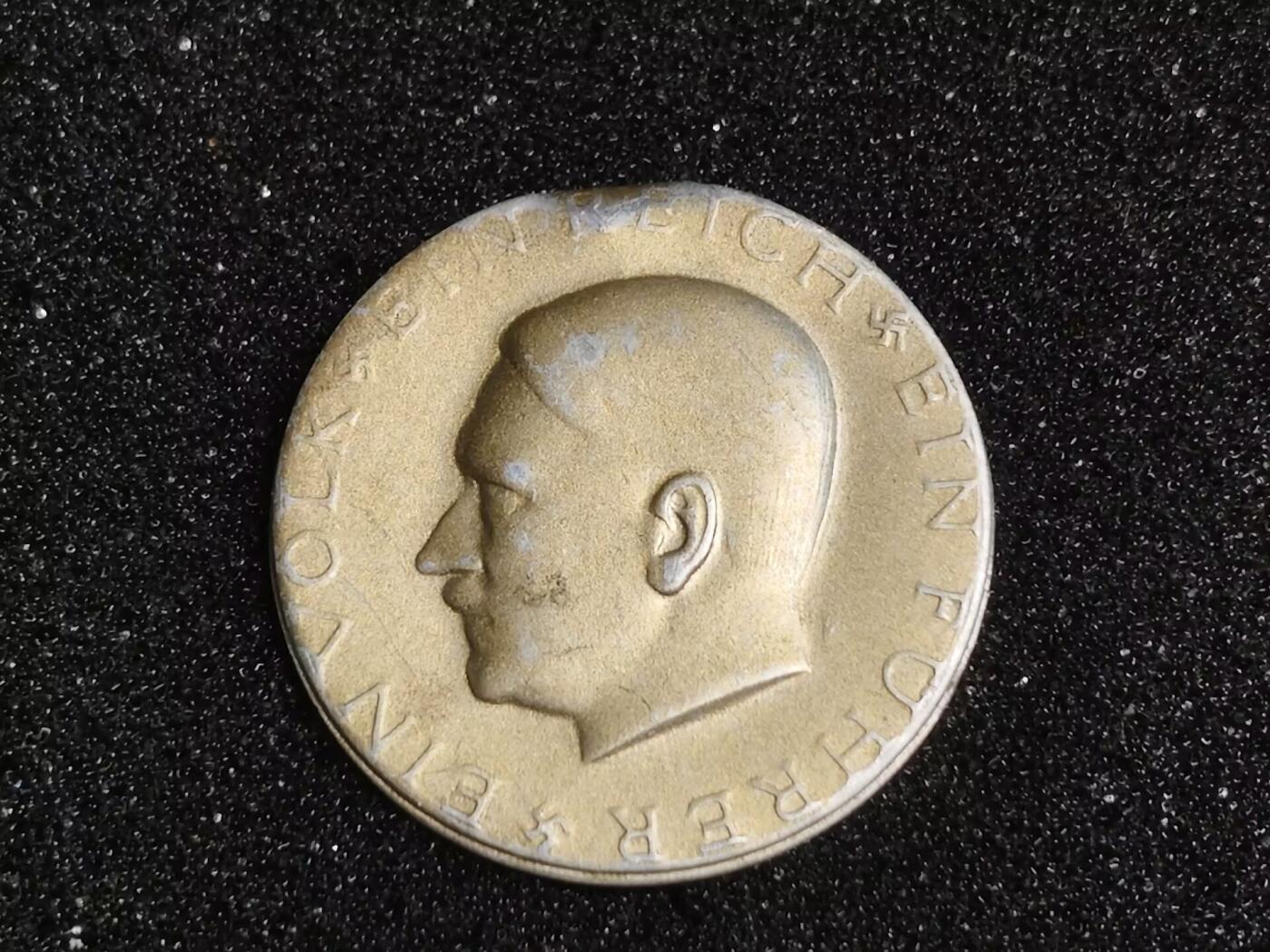 德三1937小胡子头像章，插针，徽章 230