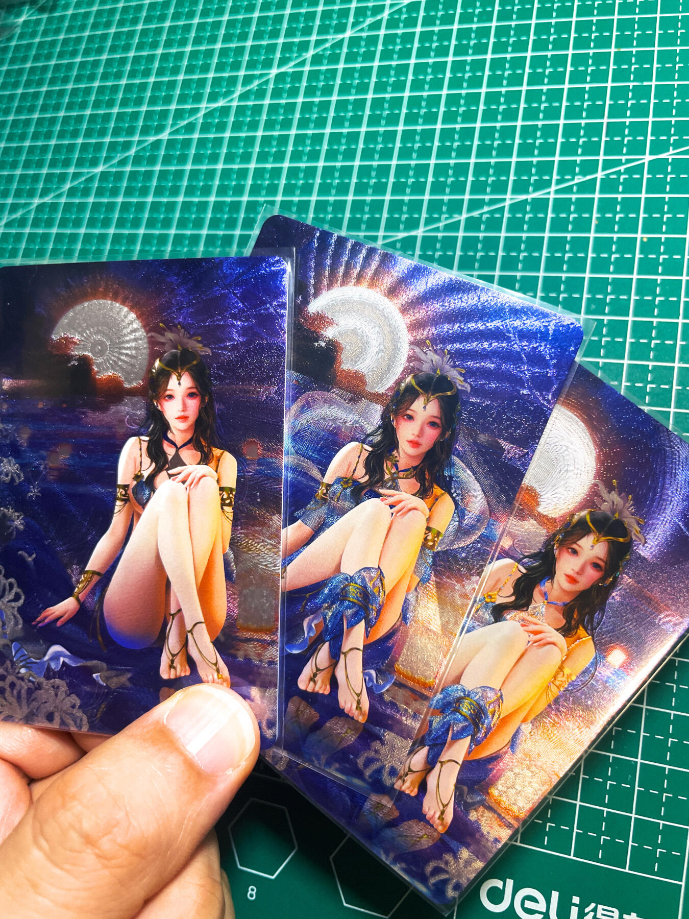 显眼宝27期【关注参拍有赠卡】 独乐乐不如众乐乐 maycard五月卡牌   原创醉花间系列之曼陀罗华3渐变 共3张    粗闪工艺  小卡尺寸  60*87