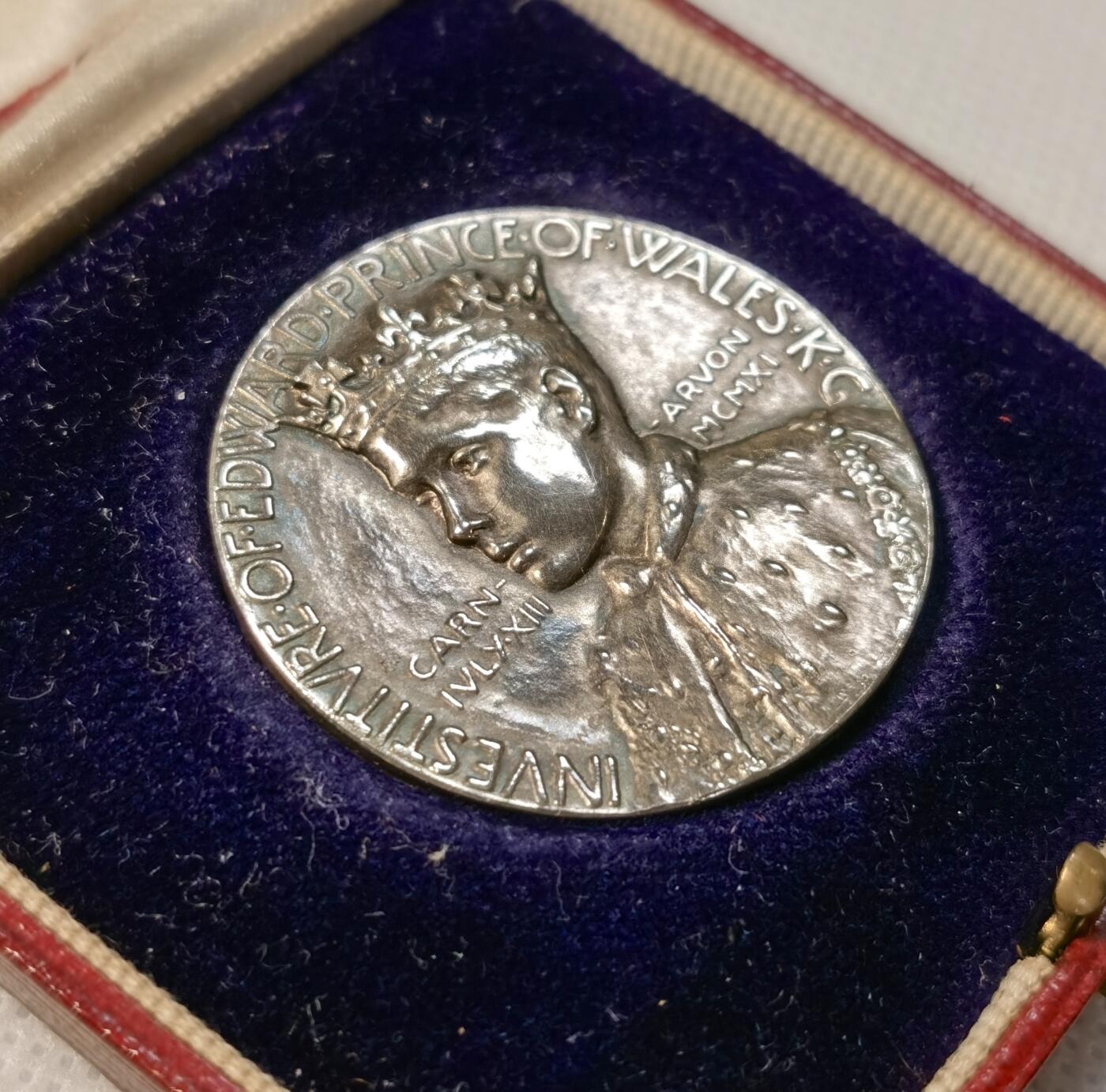 甄臻铺-世界币章拍卖（第29期），送拍享返佣金等优惠多多 1911年威尔士亲王爱德华授予银质奖章，威廉格斯科姆制作，直径35mm，重20.7g，带皇标原盒