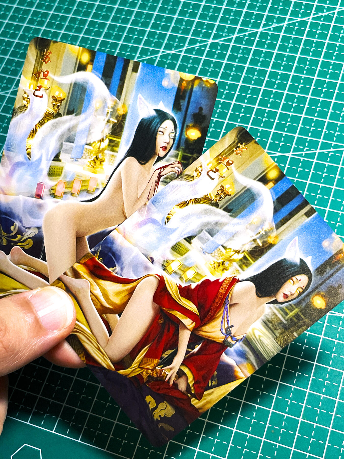 显眼宝27期【关注参拍有赠卡】 独乐乐不如众乐乐 燎原卡牌 焱卡文化  苏妲己显妖版  2张 最恨头发丝  彩闪工艺  63*88