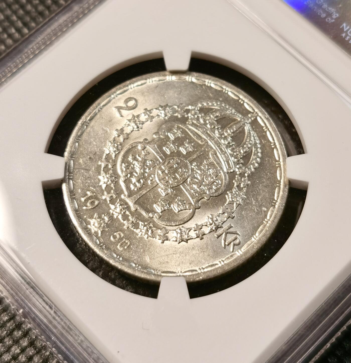 甄臻铺-世界币章拍卖（第29期），送拍享返佣金等优惠多多 NGC-MS64 瑞典1950年古斯塔夫五世2克朗银币骑字版