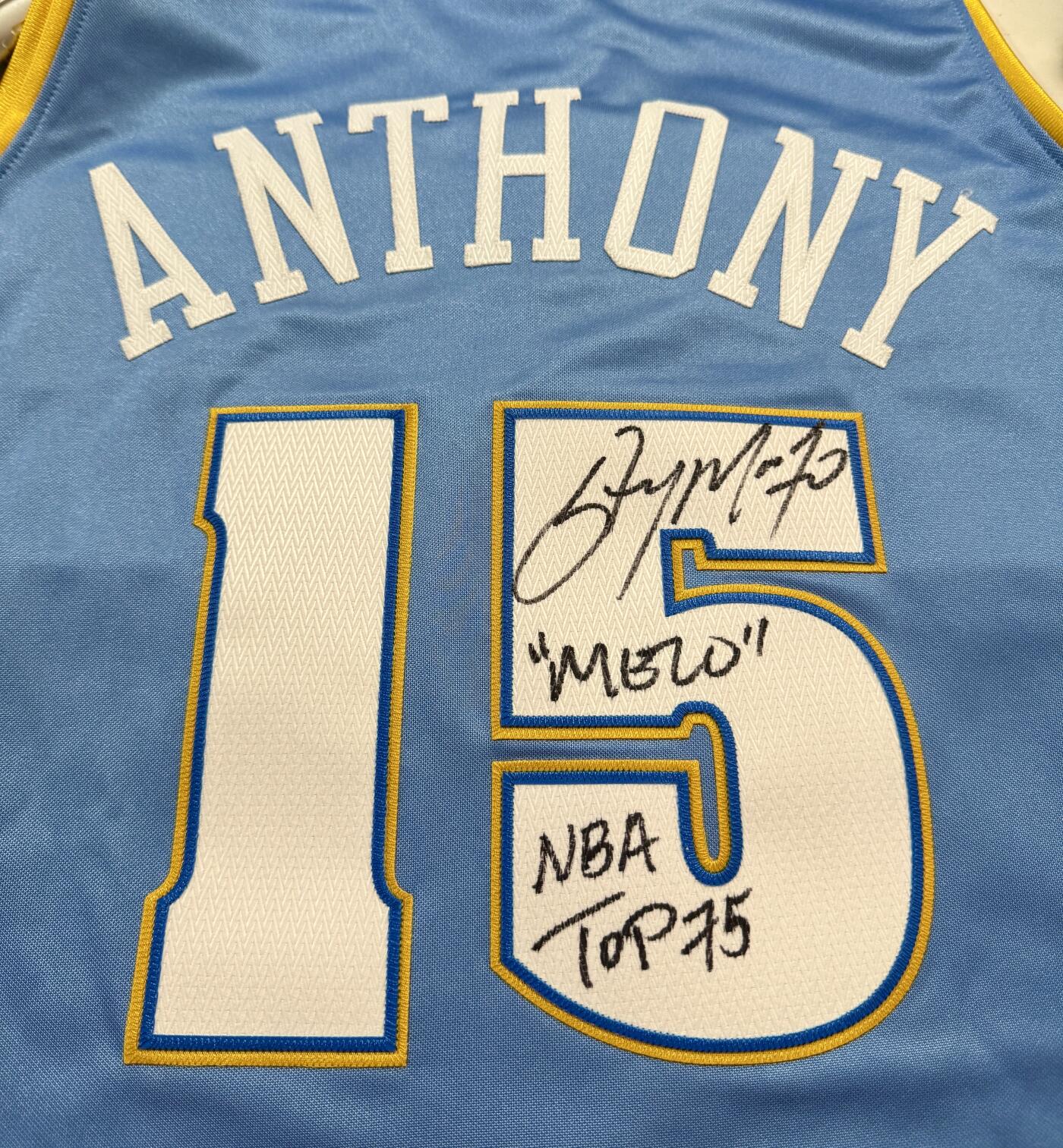 零元拍：无冕之王，NBA历史上最伟大得分手之一，卡梅隆·安东尼Carmelo Anthony完美“小作文”亲签球衣，