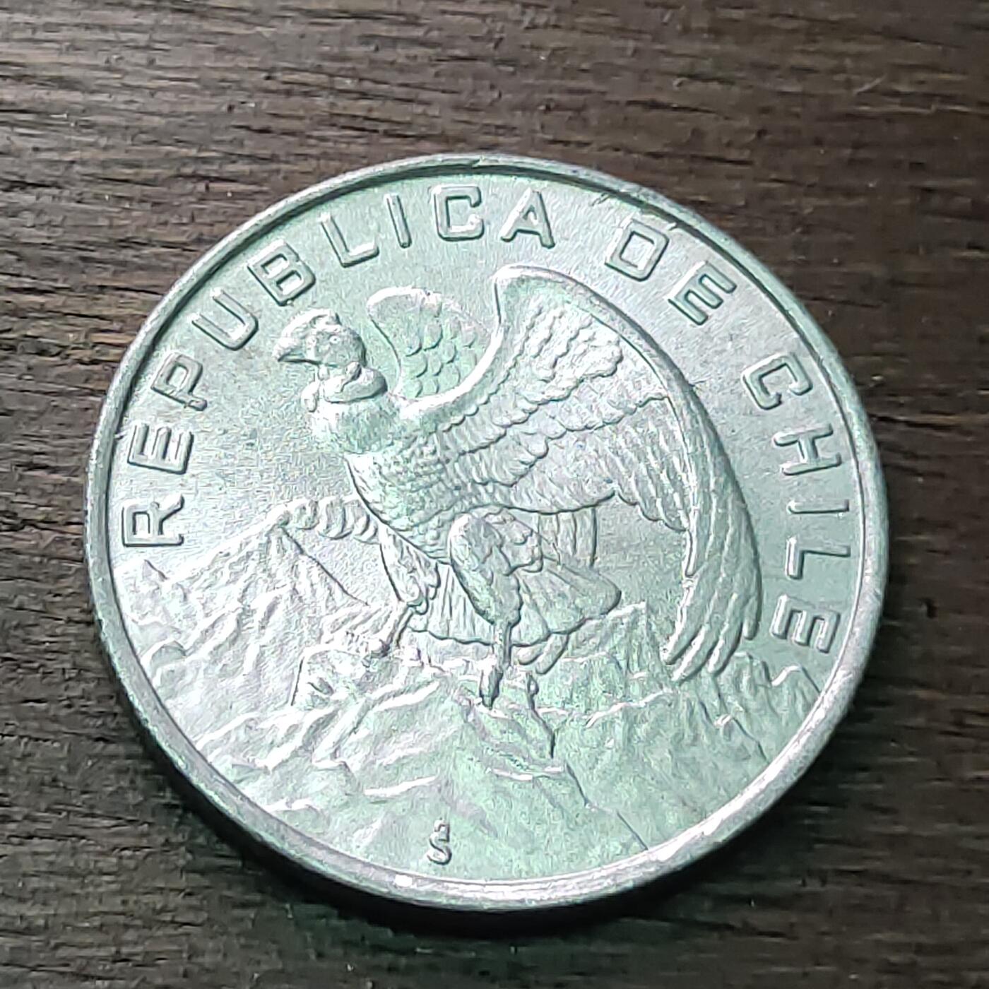 【铜匠收藏】★第128场★散币场，无佣金，30包邮。不满30元，支付5元运费。《接受代拍 代送NGC评级》 智利 1974年 10埃斯库多 铝币 安第斯山秃鹰