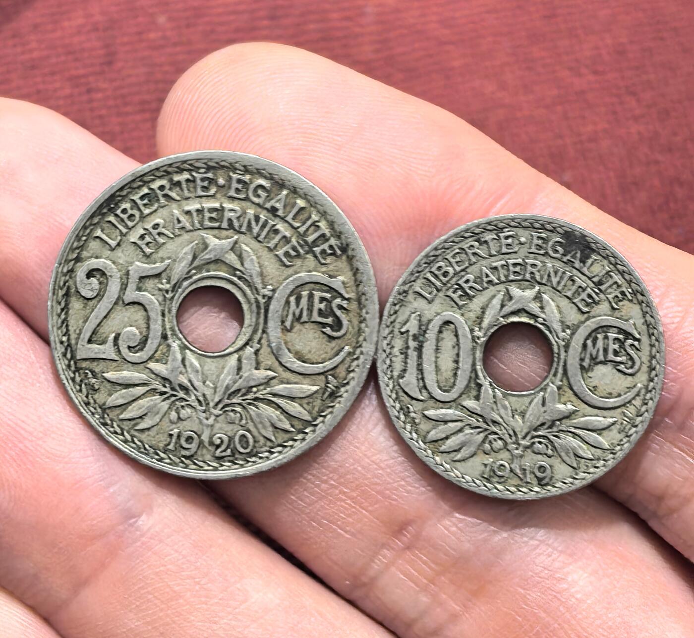 南宋泉阁俄币 外币 国币 专场第十六期【送拍无额外佣金】 法国 1919年/1920年 10分/25分铜币 通货好品