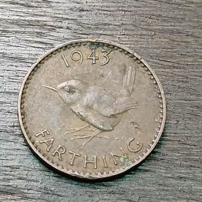 【铜匠收藏】★第127场★散币场，无佣金，30包邮。不满30元，支付5元运费。《接受代拍 代送NGC评级》 - 英国 1法新 1943年 知更鸟 铜币 乔治六世