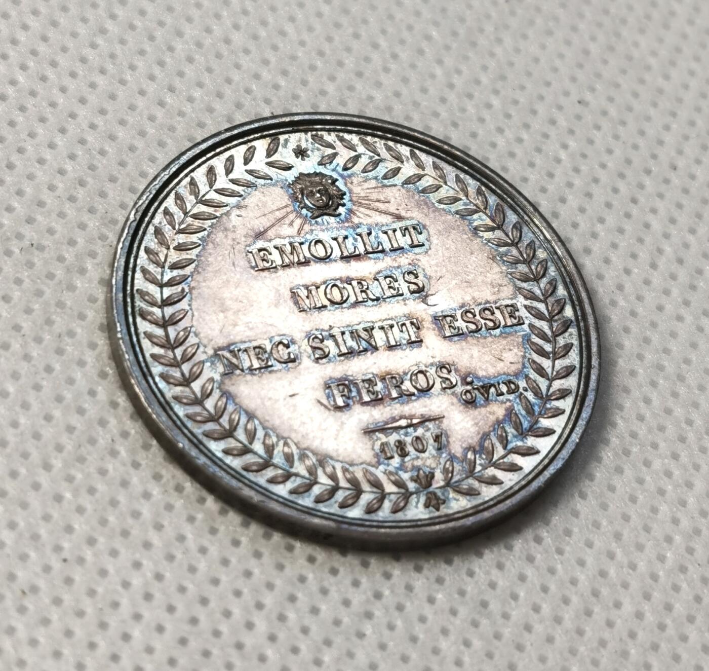 甄臻铺-世界币章拍卖（第29期），送拍享返佣金等优惠多多 法国 路易·菲利普一世代币 1840 阿波罗之子 银币 UNC 9.7g 深五彩包浆 少见品种