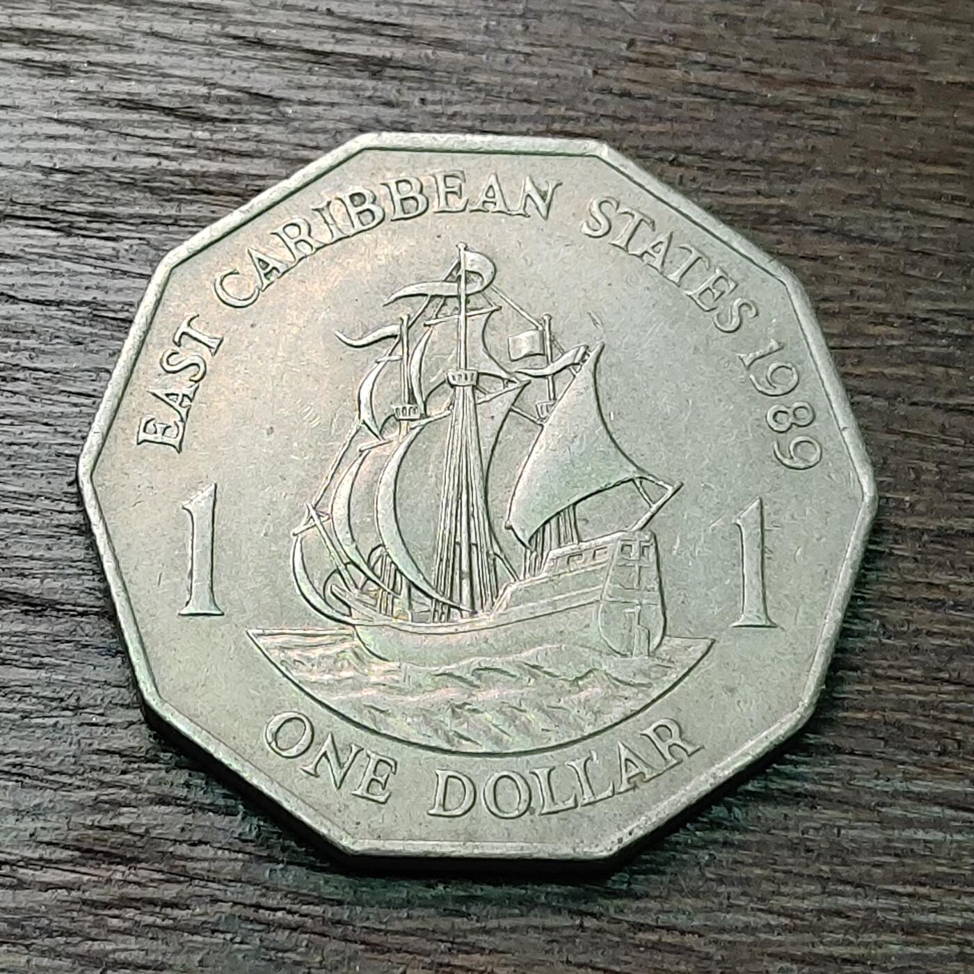 【铜匠收藏】★第127场★散币场，无佣金，30包邮。不满30元，支付5元运费。《接受代拍 代送NGC评级》 1989年 英属东加勒比 1元