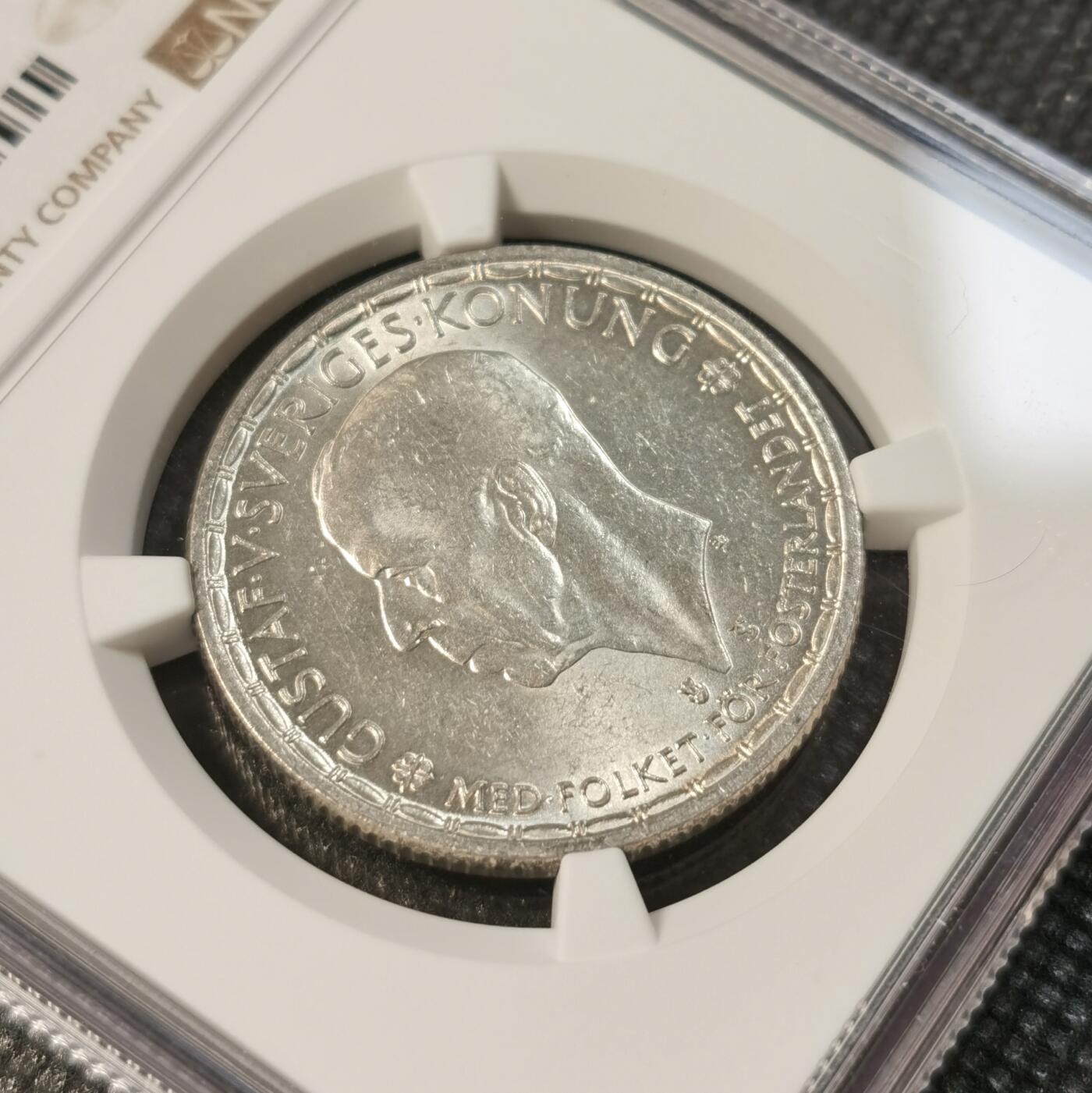 甄臻铺-世界币章拍卖（第29期），送拍享返佣金等优惠多多 NGC-MS64 瑞典1950年古斯塔夫五世2克朗银币骑字版